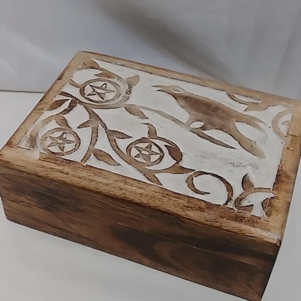 Wooden Keepsake Magic Storage Witchy Jewlery Spell Box Raven Pentagram Crow Vine - Picture 14 of 14